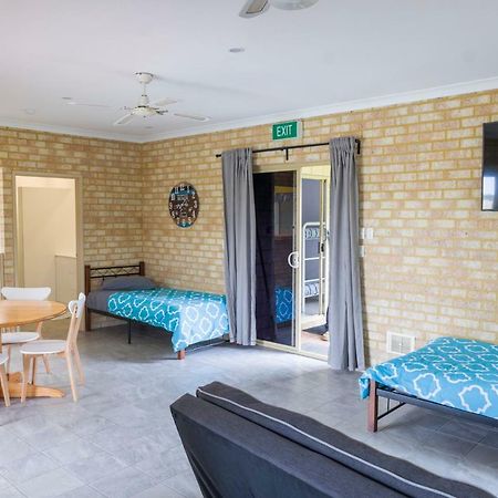 Lancelin Lodge Екстериор снимка